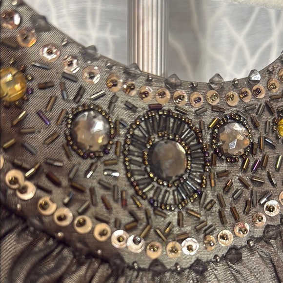 R&M RICHARDS SILVER HALTER GOWN SIZE 16 – BEADED NECKLINE - Picture 8 of 12